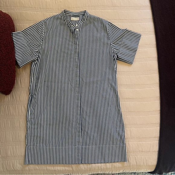 Everlane Dresses & Skirts - Everlane Women’s Blue and White Striped Button Down Cotton Dress